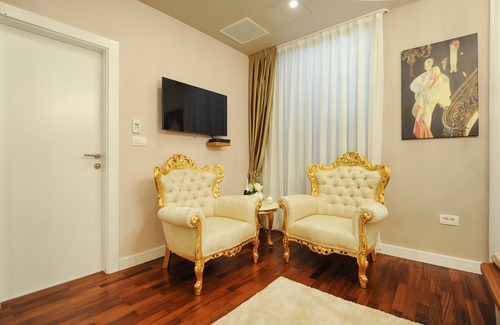 Zadar Old Town House | Silver & Gold Luxury Rooms