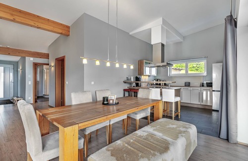 Sankt Urban Apartment | Simonhöhe Kärntentraum by Interhome