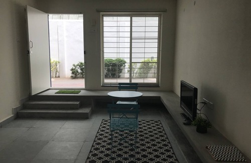 T Nagar Apartment | Simple & Functional Studio Apartment in the heart of Chennai