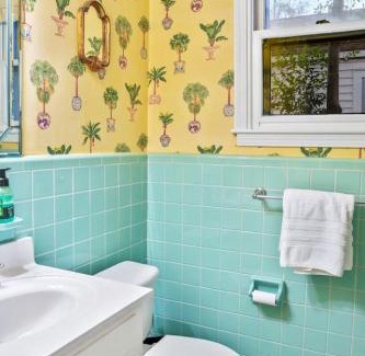 Shandon Apartment | Sims Suite -1BR 1BA- Downtown