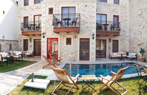 Yenifoca Hotel | Sinem Hanım Konağı Boutique Hotel