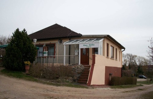 Neubrandenburg Cottage | Single room + extra bed (GR 2) - Haus Mellin