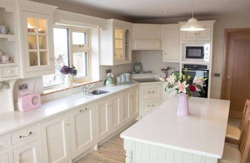 Spiddal Ski Chalet | Sioscadh na Mara, Spiddal
