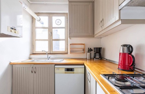 Pera Apartment | Sishane 1