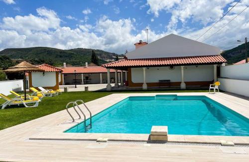 Sao Joao Batista House | Sitio Terra do Loureiro