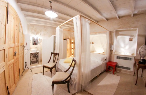 Alessano Bed & Breakfast | Situato ad Alessano il B&B Pulia Dimore Salentine, casa storica del 1500.