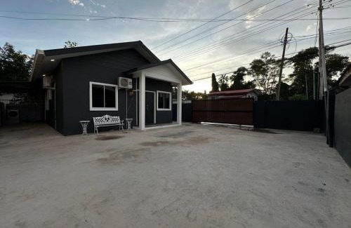 Kinarut Villa | SIXTYSIXLUXE 3Br 2B