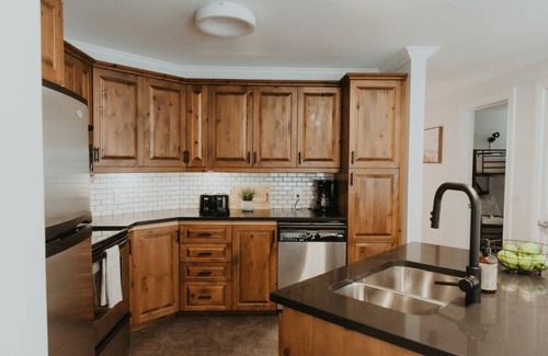 Saint-Faustin-Lac-Carre Apartment | Ski, Bike In/Out in the heart of the Laurentians