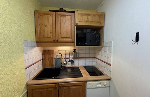 Plagne Centre Apartment | Ski-in/Ski-out 3-Room Apartment with Balcony, Sleeps 6, Central Location in Plagne Centre