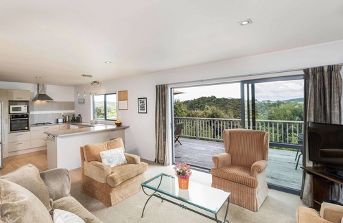 Paihia Cottage | Skipper's Haven - Opua Holiday Home