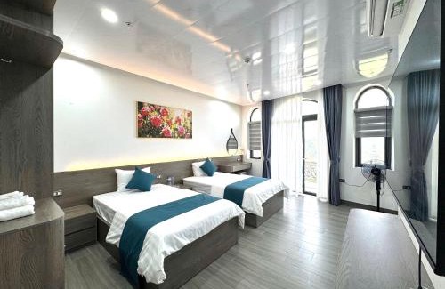 Viet Yen Hotel | Sky Night Hotel 2