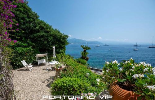 Pedale Apartment | Skyblue rooftop by PortofinoVip, AC Parking Seaview