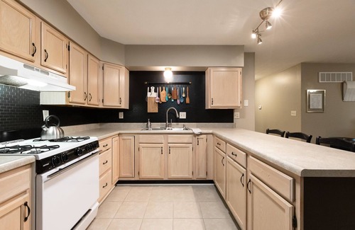 Shiloh House | Skyline - Military/Family Friendly