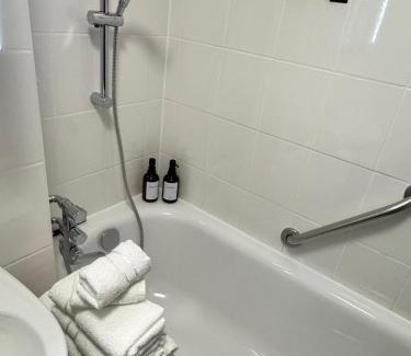 Oberdorla Apartment | Skyline & Tollwood Apartment