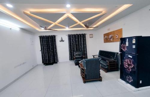 Serilingampally Apartment | Skyline View Suite