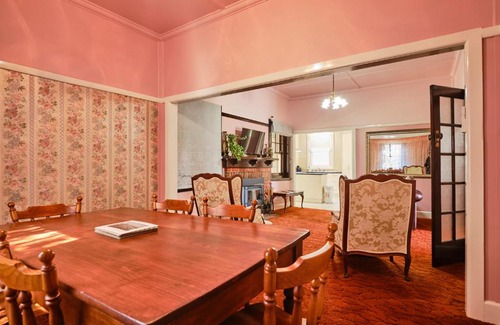 Sea Lake House | Skymirror Cottage