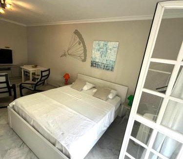 Bollullos de la Mitacion House | SkyRest Bollullos