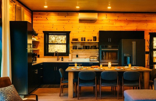 Chalet Village Cabin | Skyscraper Chalet | Rooftop Pool | Ober Mountain Views