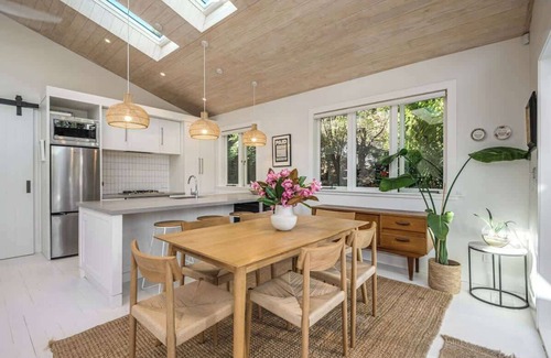 Waiheke Island House | Skyview Onetangi | Stay Waiheke