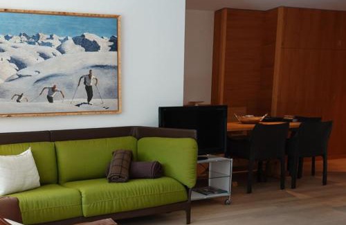 Waldhaus Flims Apartment | Sleek Mountain Escape, Light and Airy