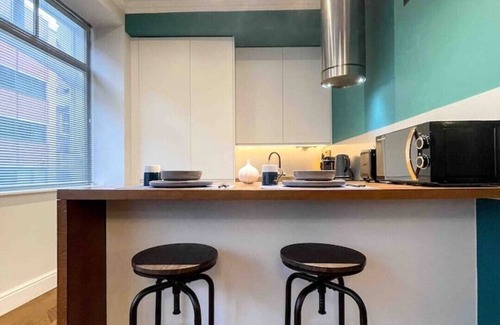 Manchester City Centre Apartment | Sleek & Trendy 1BR Gem in the Heart of the City