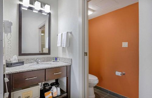 DeWitt Hotel | Sleep Inn DeWitt - Lansing North