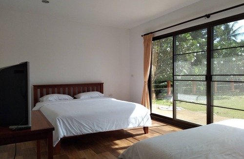 Laem Ngop House | Sleep Soundly By The sea