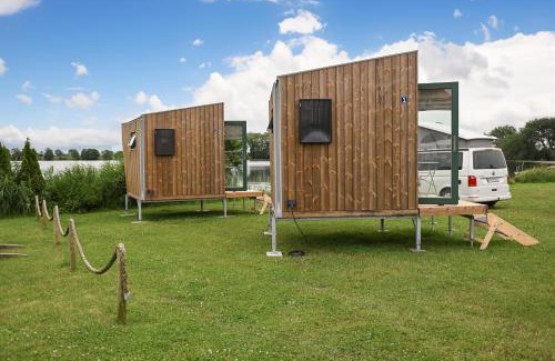 Suderstapel House | Sleep Space 1 - Green Tiny Spot Eider