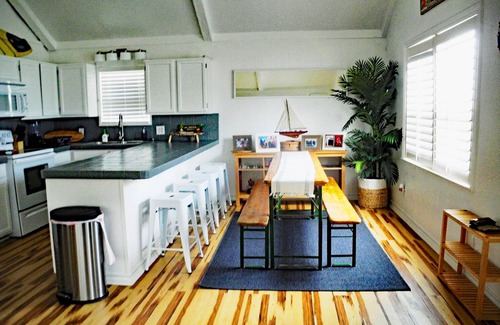 South Padre Island House | Sleeps 10- Walk to Beach & Private Pool!