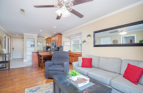 Indian Point Condo | Sleeps 8 | 2BR | Pebble Beach + Lake + SDC Access