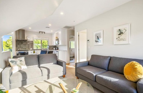 Waikanae House | Slice of Paradise - Waikanae Self-Contained Unit