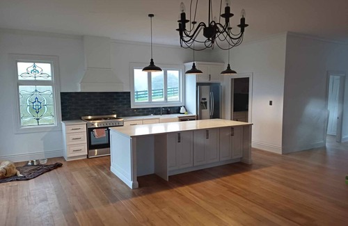 Okaihau House | Slice of ParadisenStunning newly renovated villanPet friendly