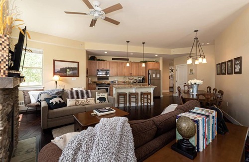 Silvercreek Condo | Slopeside Delight - Beautiful Ground Floor Ski-in/out - 3bd/3ba Condo at Granby Ranch