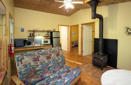 Annapolis Subdivision D Ski Chalet | small 2-bedroom chalet in the heart of the wilderness, 5 km from Kejimkujik Park