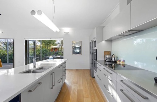 Edgeware House | Small Sustainable House