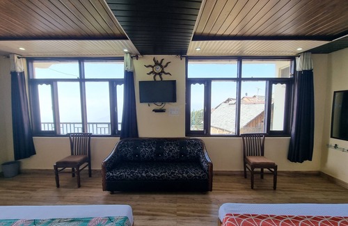 Dalhousie Hotel | Smart Hill Kalatop