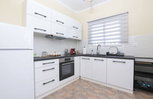 Corfu Town Apartment | Smart Home CorfunTwo-Bedroom Apartment with Terrace and Sea View