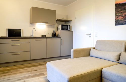 Neuastenberg Apartment | Smart Resorts - Haus Opal - Ferienwohnung 402 mit 1 Schlafzimmer und Balkon, max