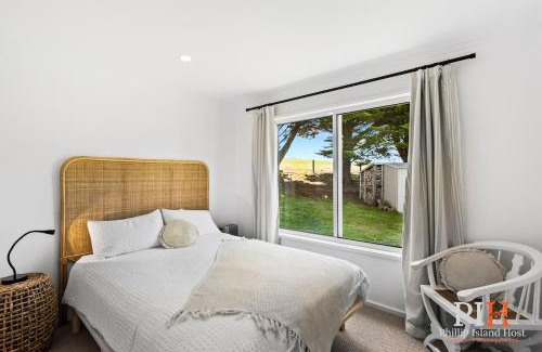Smiths Beach House | Smith Beach Family House Sleep 6