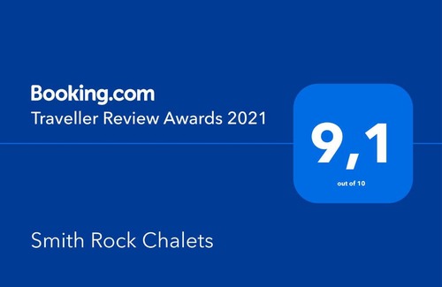 Scotsburn Ski Chalet | Smith Rock Chalets