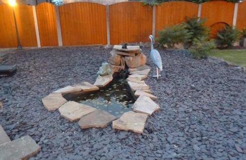 Leyland House | Smithy lodge Guest House