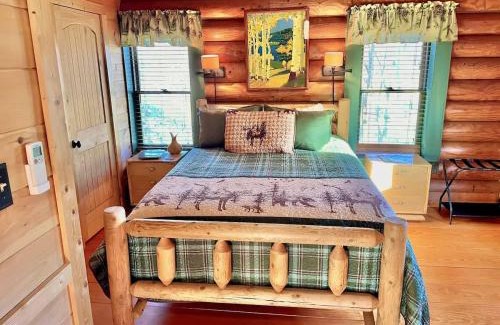 Maryville House | Smoky Mountains Blue Ridge Cabin Tennessee