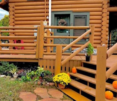 Maryville House | Smoky Mountains Blue Ridge Cabin Tennessee