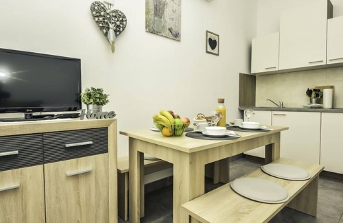 Karlobag Apartment | Snježana by Interhome