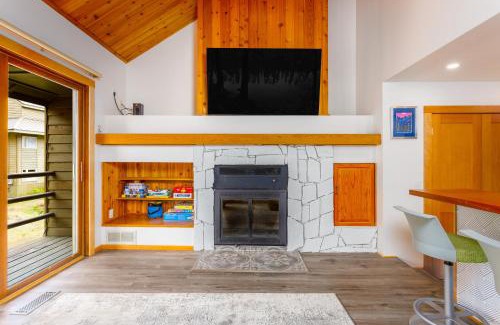 Alyeska Apartment | Snowbird Condo 195 - C