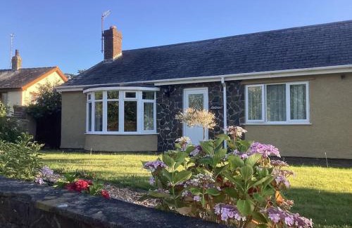 Llwyngwril House | Snowdonia coastal getaway ideal for groups up to 6