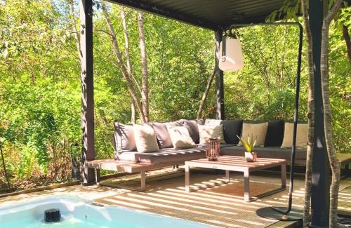 Landiras Cabin | So Wood 33, ÉcoLodge & Spa