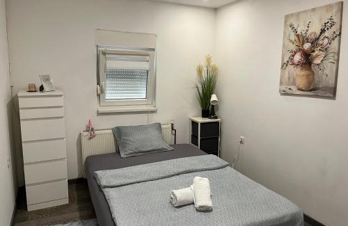 Kutina House | Soba MIHA 1