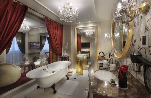 Trang Tien Hotel | Sofitel Legend Metropole Hanoi