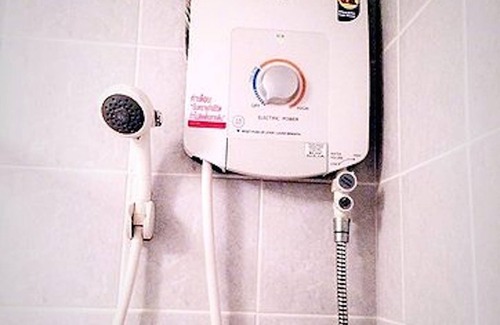 Bang Khun Thian Hotel | Soi44 Rama2 Room for Rent